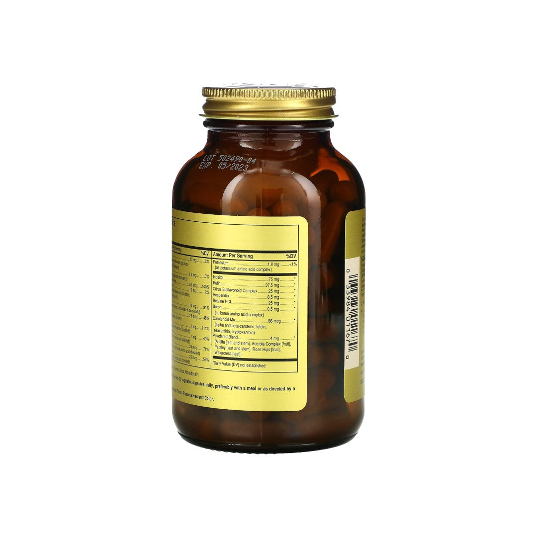 A jar of Solgar Formula VM-75 120 vegetable capsules on a white background.